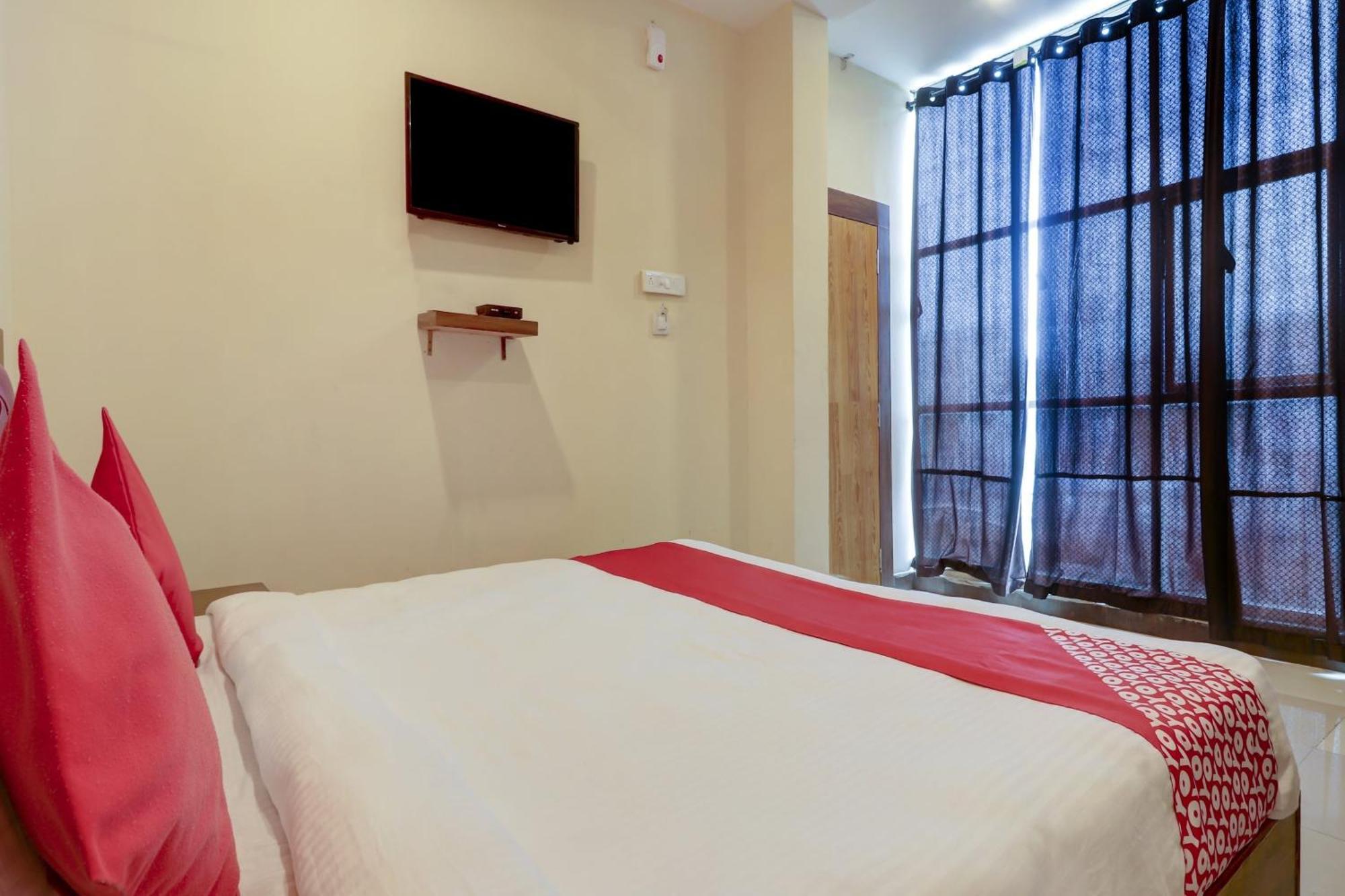 Hotel O Rsquare Elite Sururnagar Zewnętrze zdjęcie