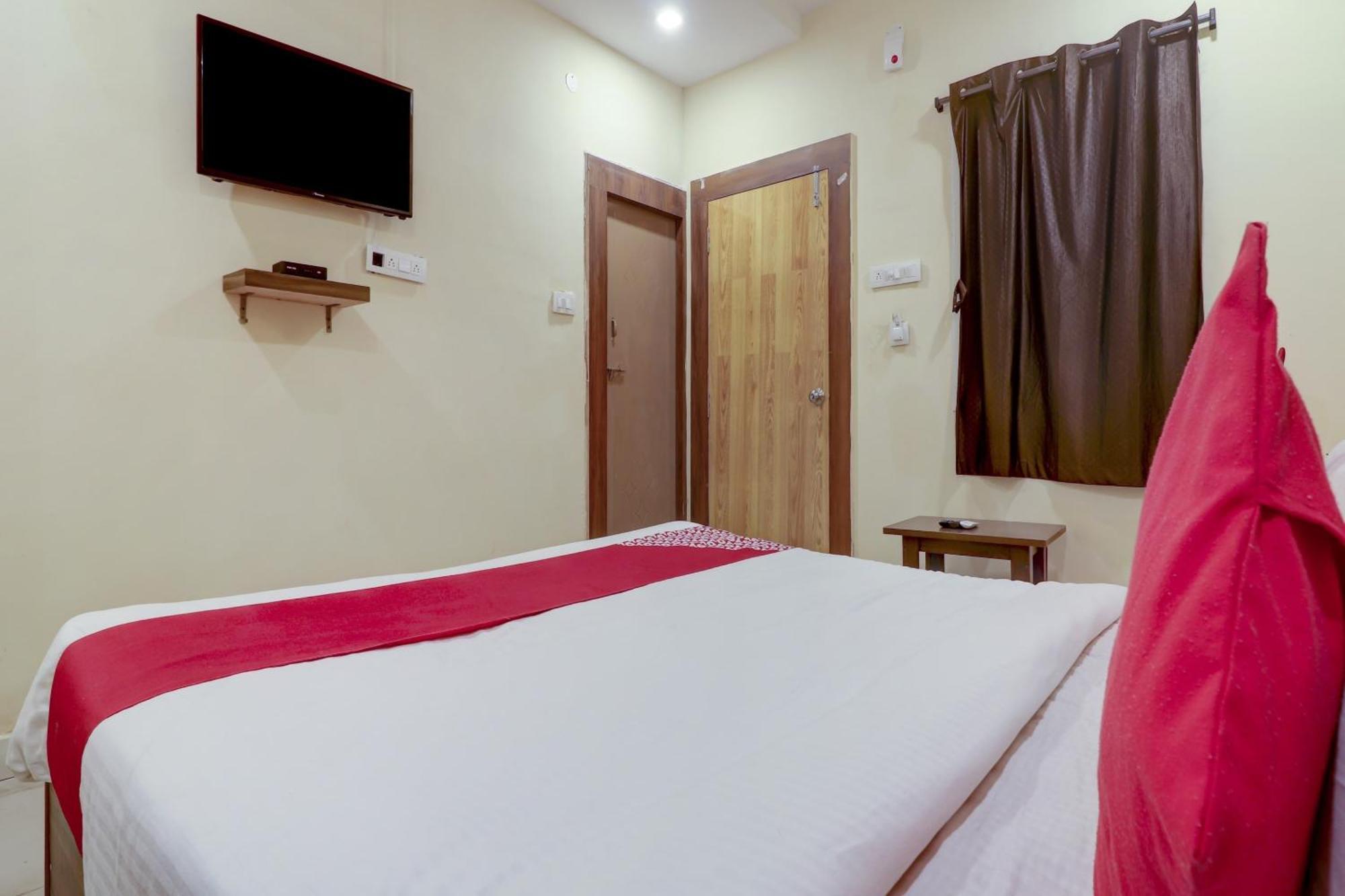 Hotel O Rsquare Elite Sururnagar Zewnętrze zdjęcie